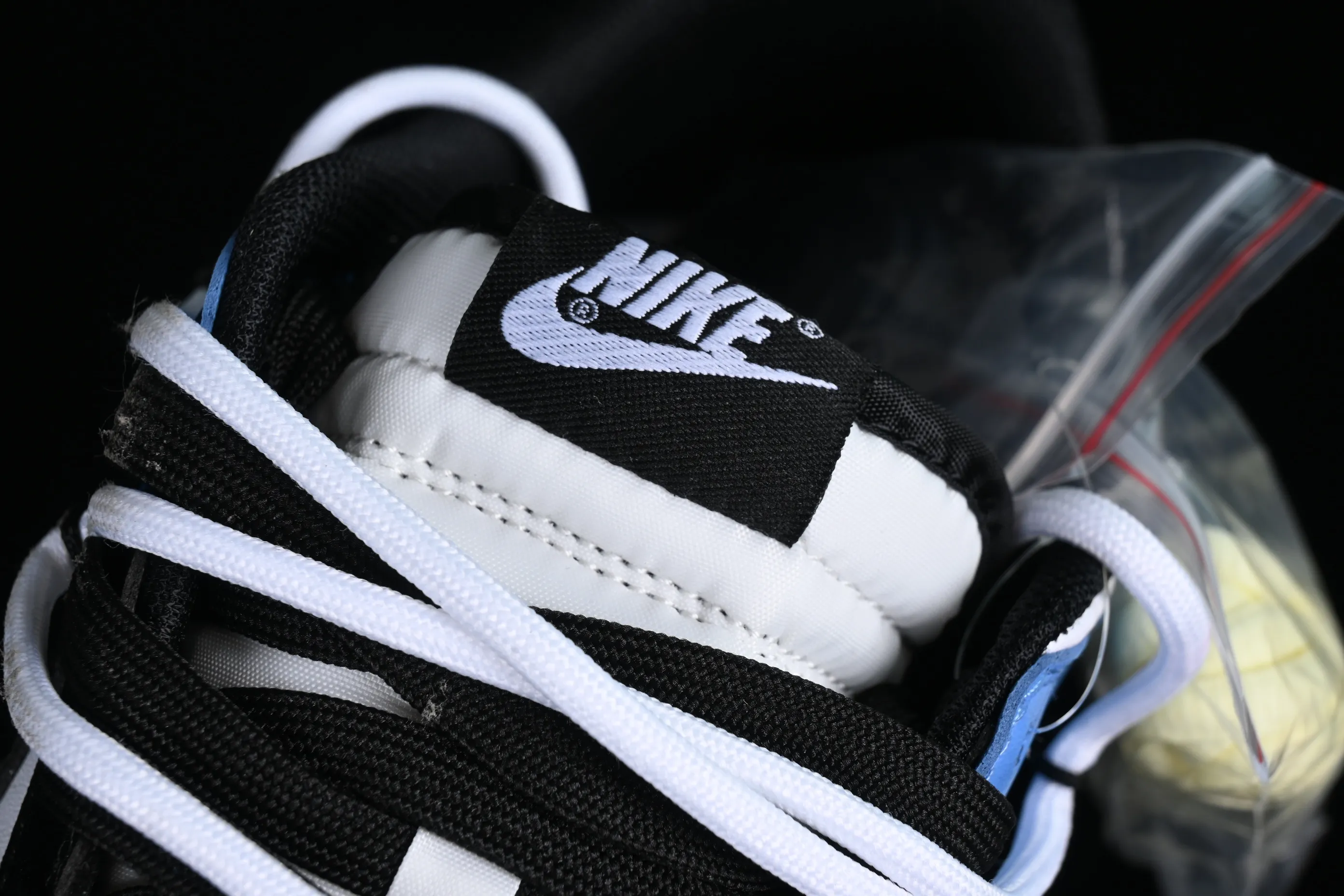 All Categories Nk SB Dunk Series Nk SB Dunk Low Low-top Sneakers Nk Dunk Low Peace Dove Customized version of deconstructed strap casual sneakers DD1391-100